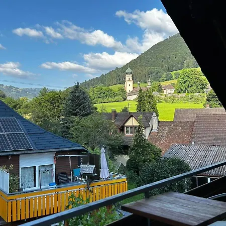 Ferienzimmer Bergblick * Münstertal